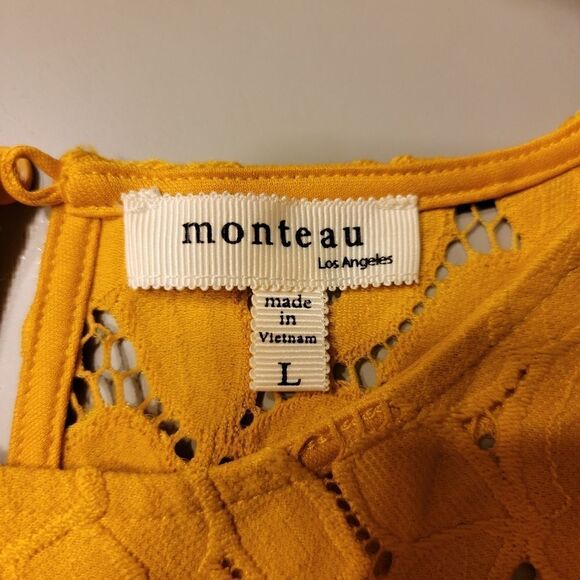 Monteau Floral Cutout Design NWOT. Size L. - Picture 7 of 8